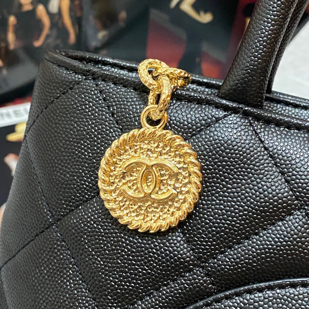 CHL - Medallion Tote Gold Hardware Caviar Black For Women Handbags, Shoulder Bags 15.6in/32LO