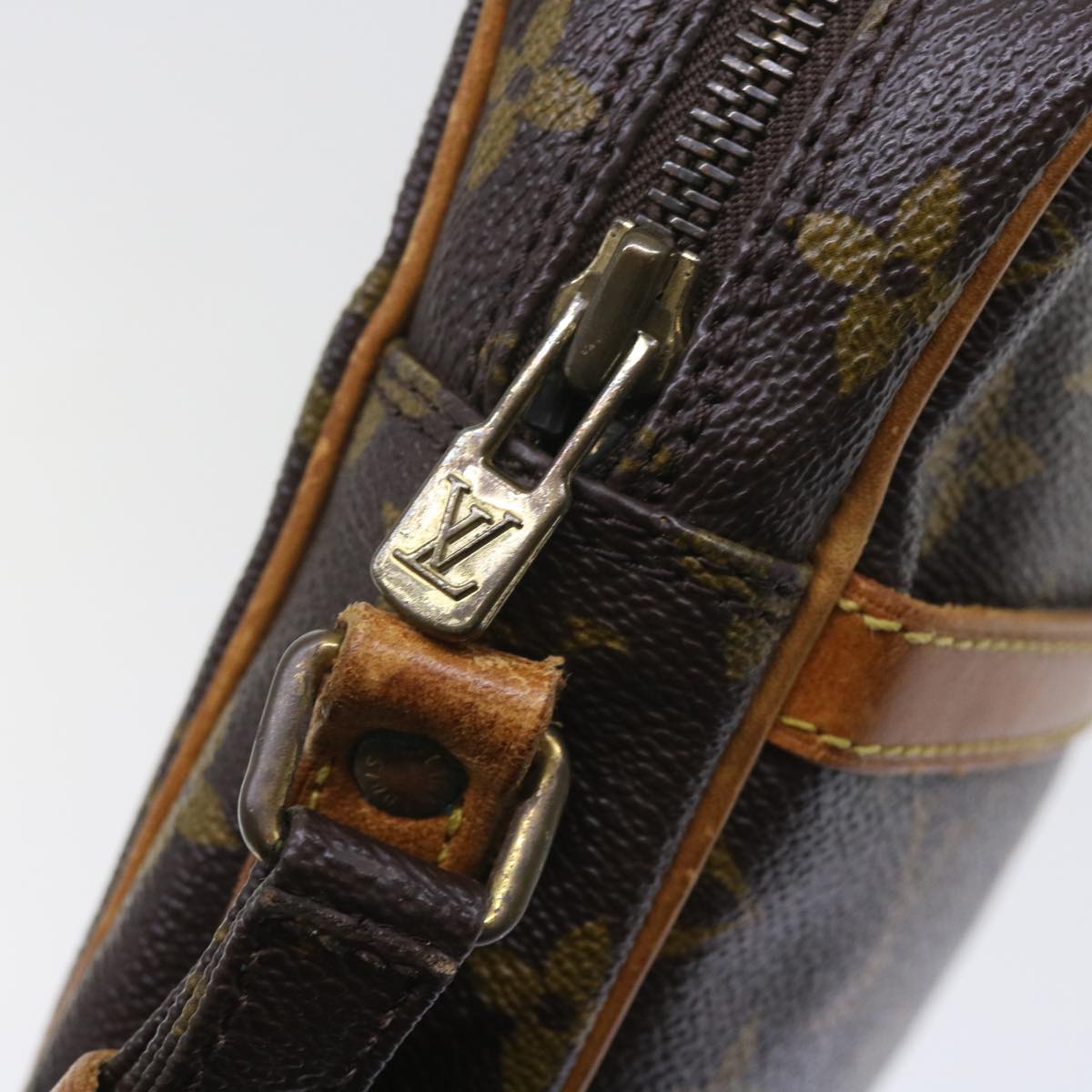 LO-LV bags 6485