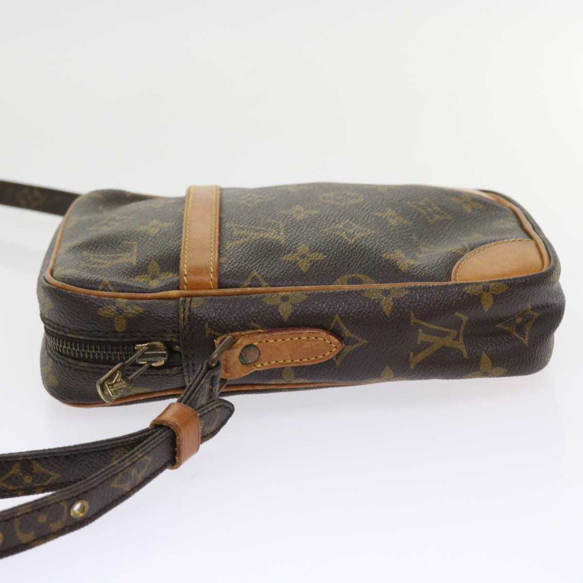 LO-LV bags 6485