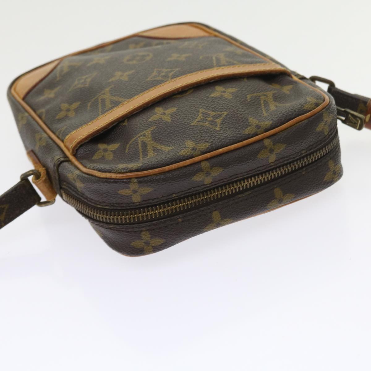 LO-LV bags 6485