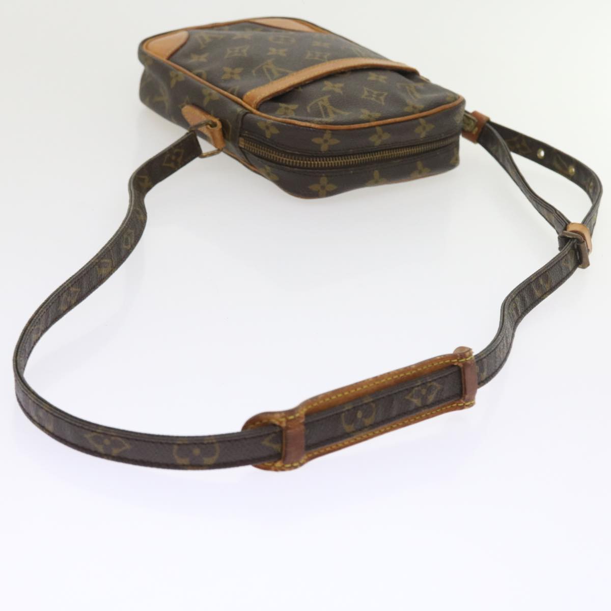 LO-LV bags 6485