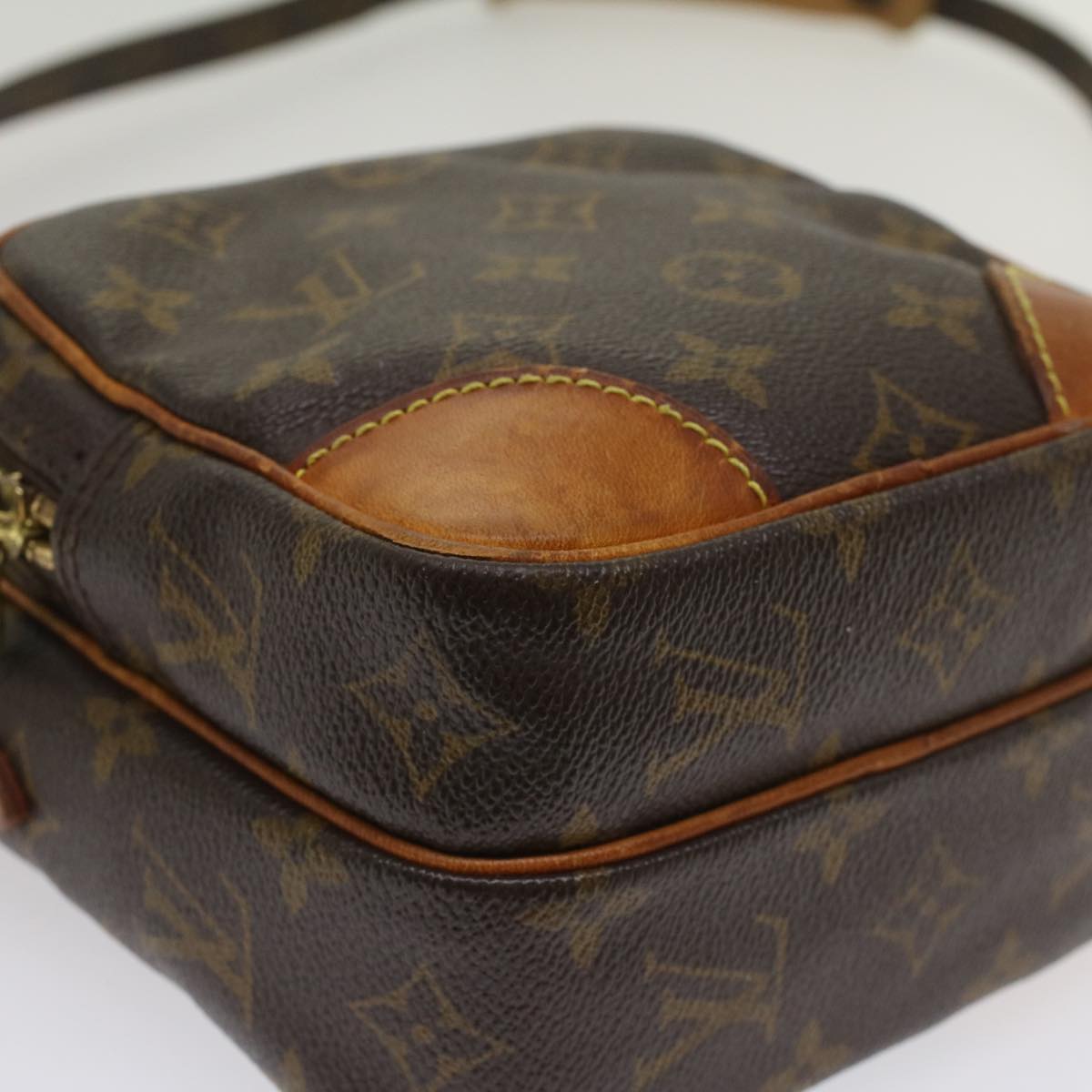 LO-LV bags 6484
