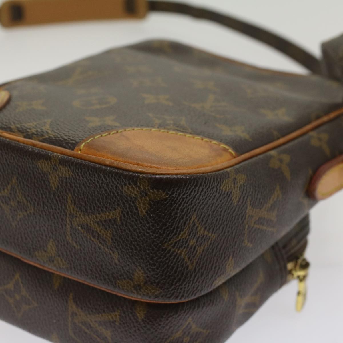 LO-LV bags 6484