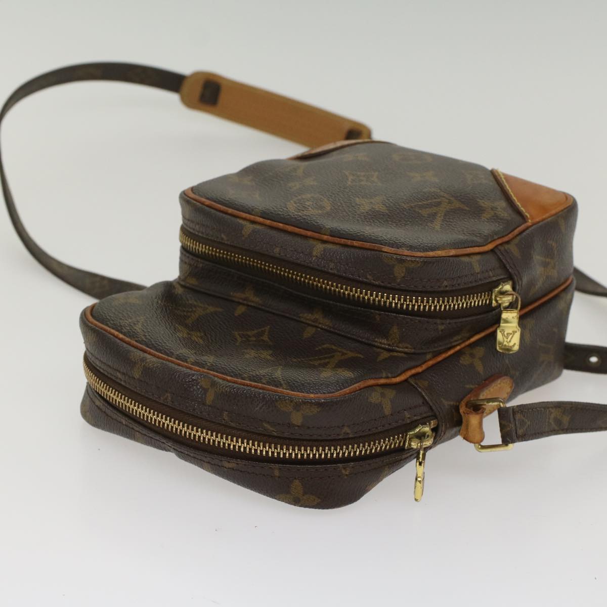 LO-LV bags 6484