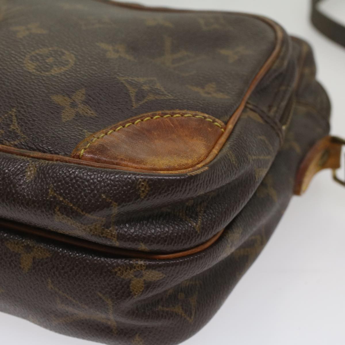 LO-LV bags 6480