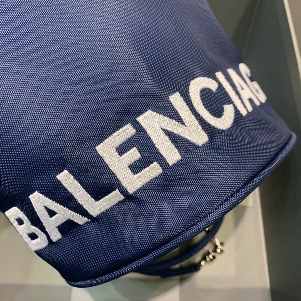 BLN-Ciaga Le Cagole Medium Bucket Bag In Dark Blue, For Women,  Bags 17.6in/45LO