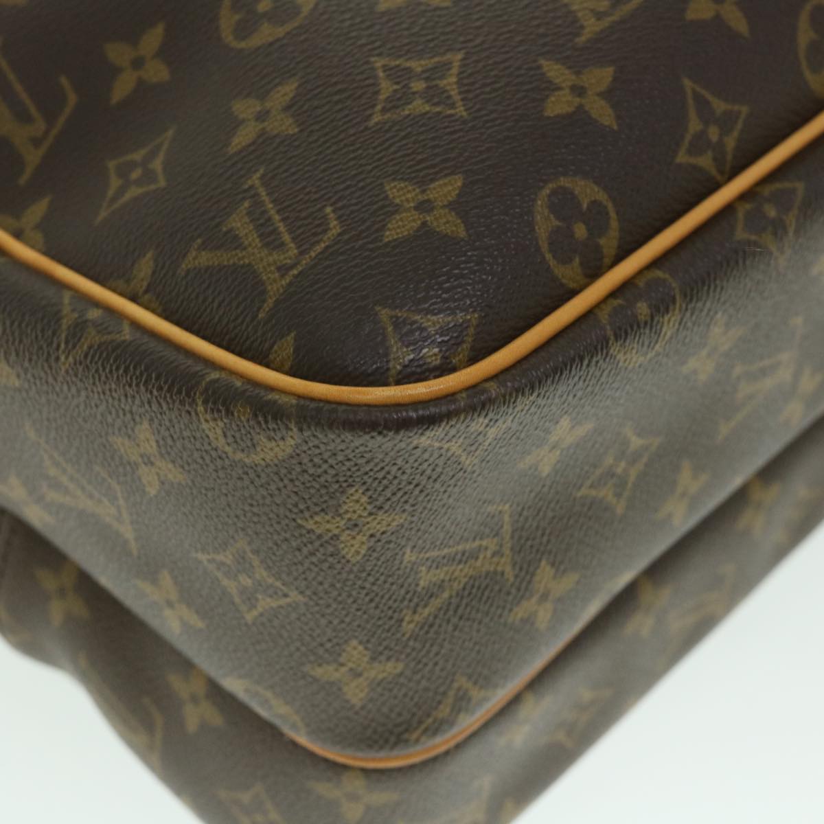 LO-LV bags 6481
