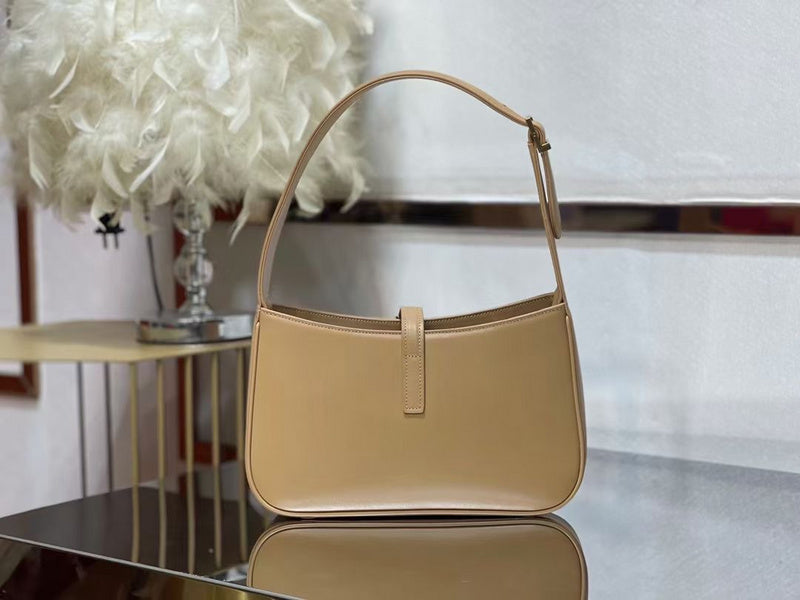 BB - YSL Bag - 2385