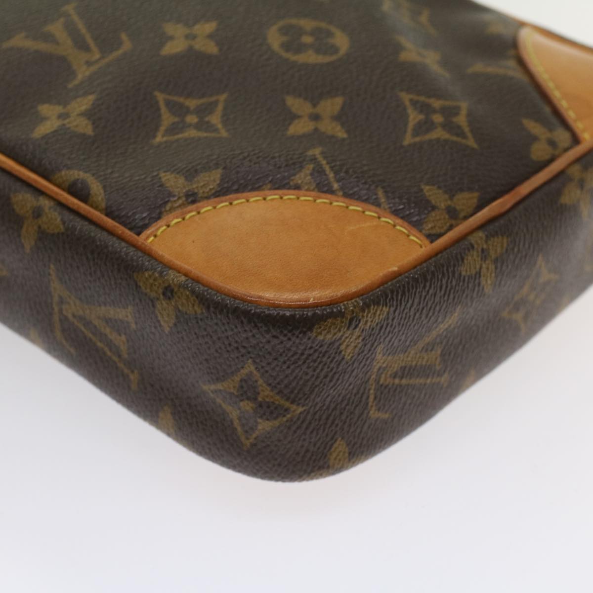 LO-LV bags 6476
