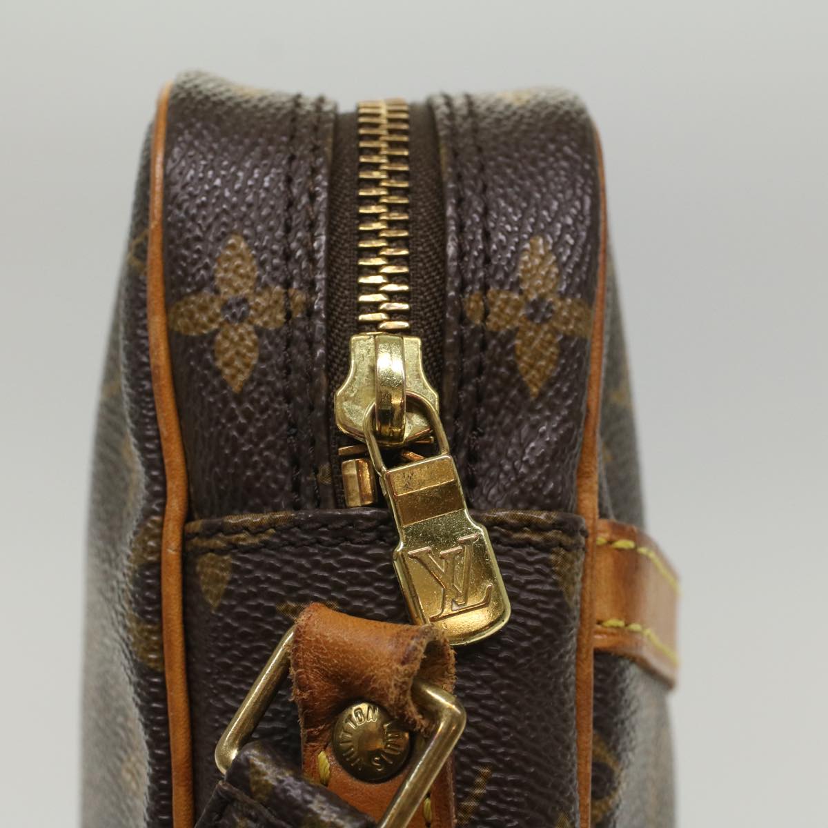 LO-LV bags 6476