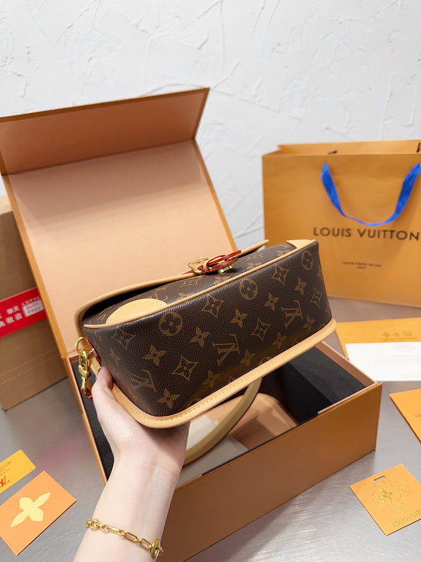 LO - LV Bags - 15020