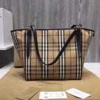 B-Berry - BB  The Small Canter Horseferry Check Tote Black For Women, Women’s Bags 11.6in/29.5LO