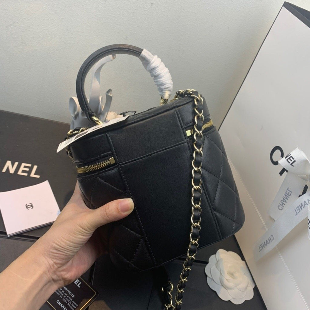 CHL - Vanity Case Gold Hardware Black For Women Handbags, Shoulder Bags 7.9in/20LO AS2061 