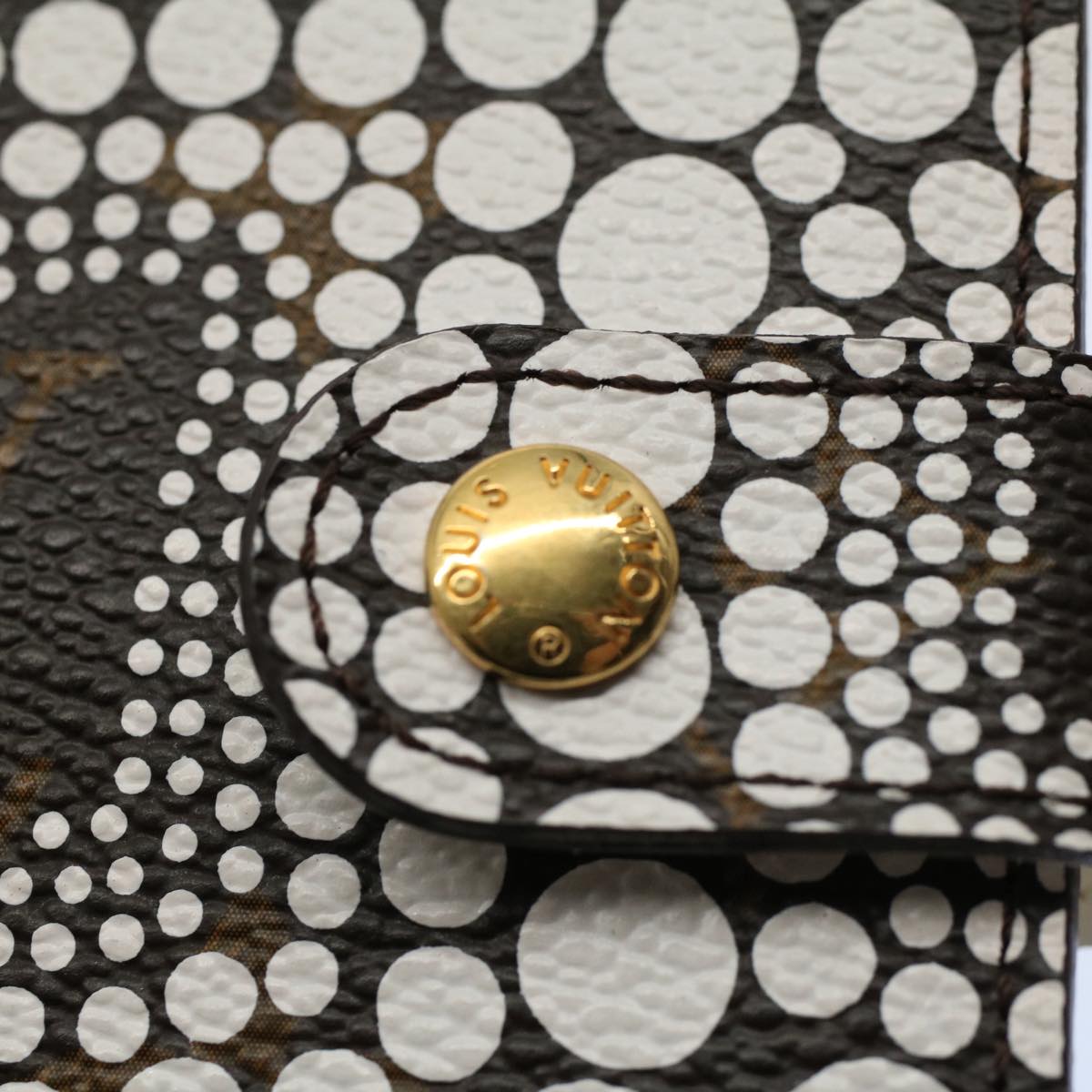 LO-LV bags 2999