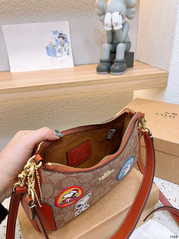 LO - CCH Bags - 303