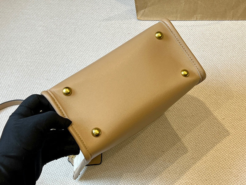 LO - CCH Bags - 316