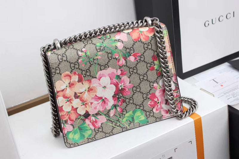 LO - GCC Bags - 3009
