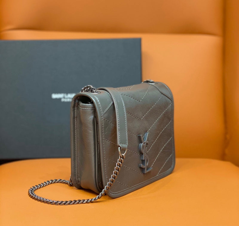 BB - YSL Bag - 2084