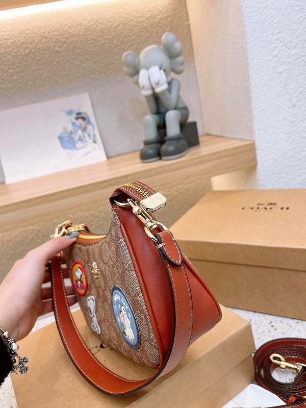LO - CCH Bags - 303
