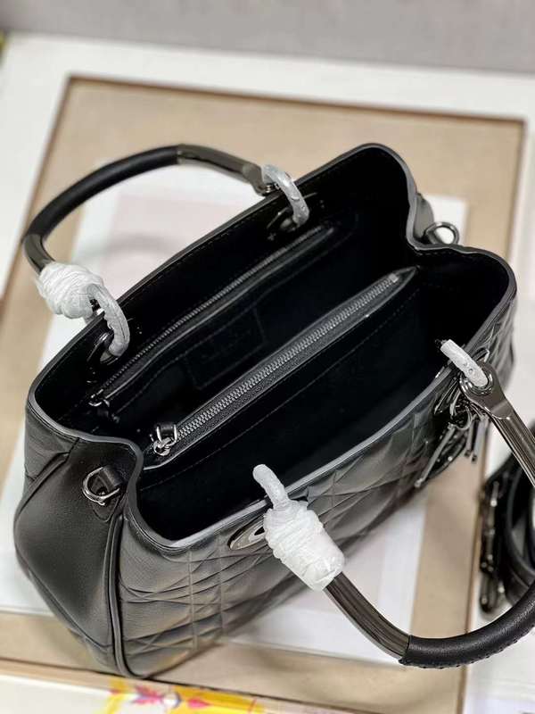 LO - DYOR   BAGS FOR WOMEN - FASHION LUXURY BAGS 092