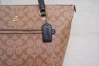 LO - CCH Bags - 526