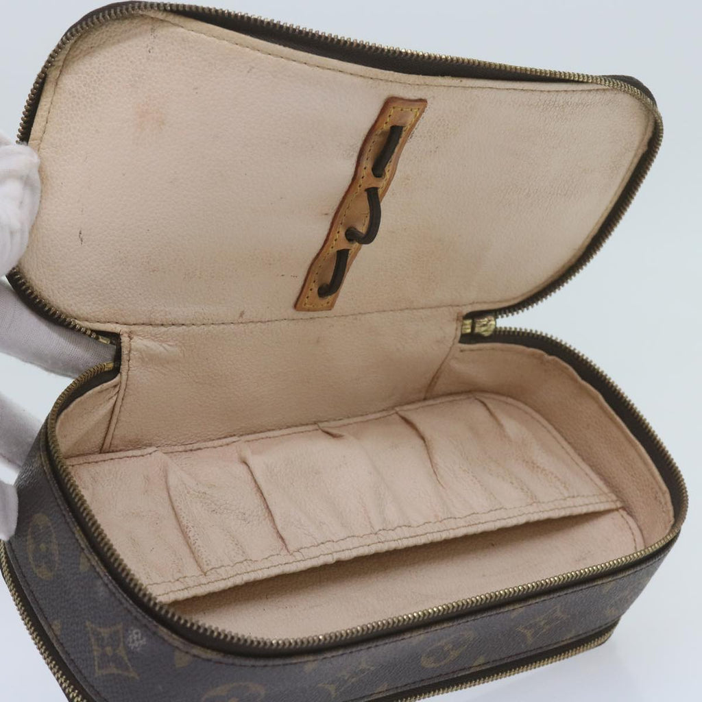 LO-LV bags 888