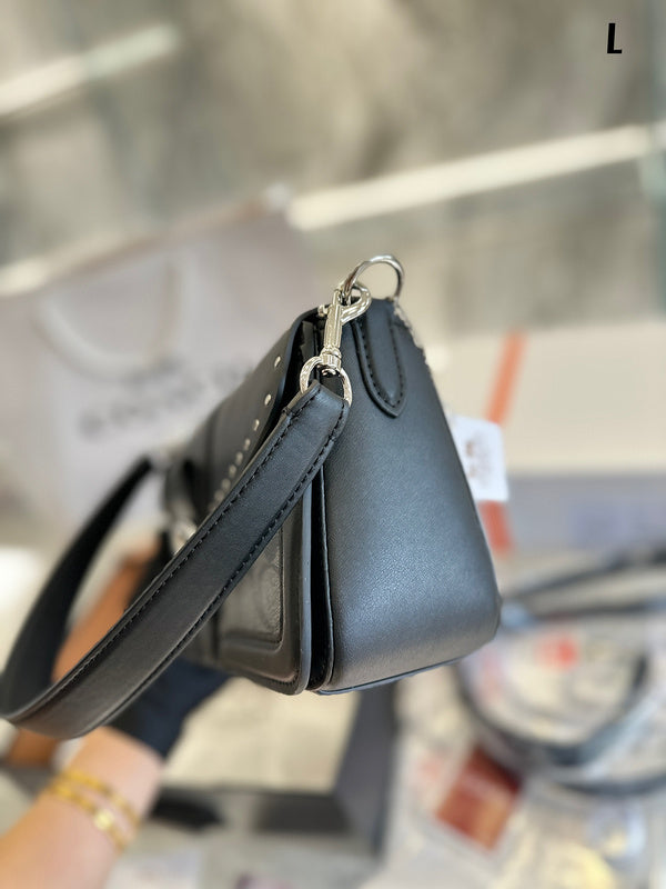 LO - CCH Bags - 365