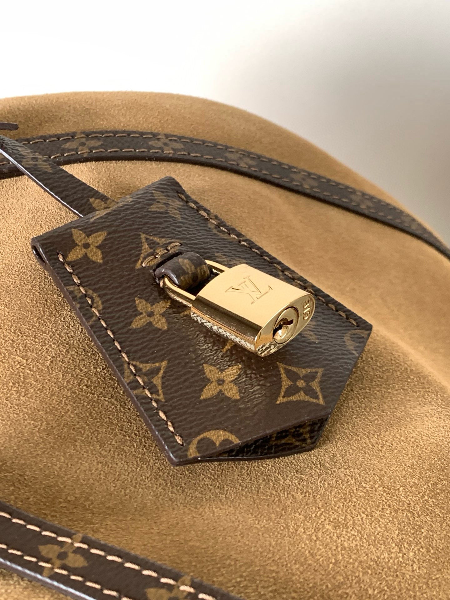 LV Express MM Bag 36cm Beige Suede Monogram Canvas GHW