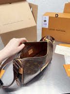 LO - LV Bags - 15123