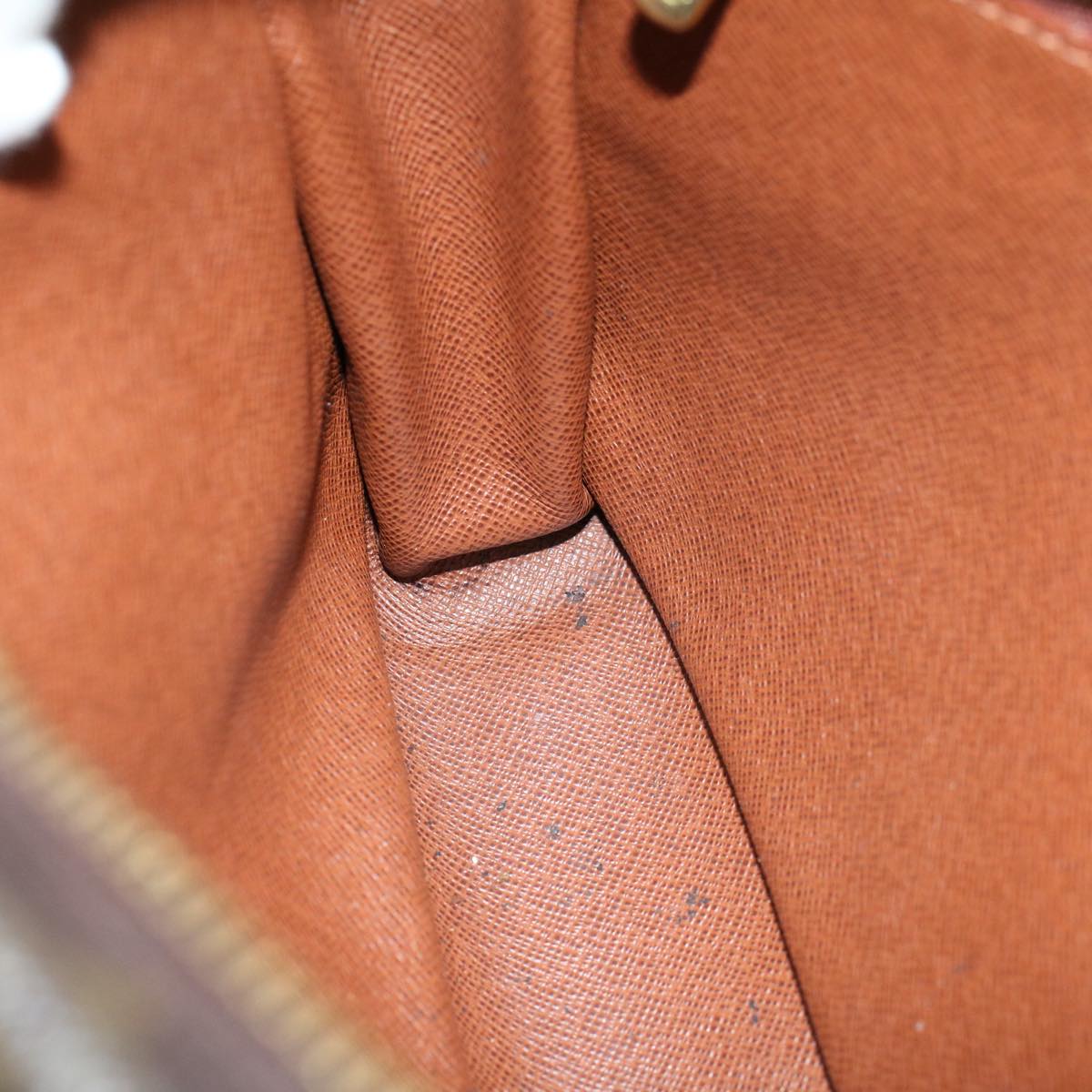 LO-LV bags 6487