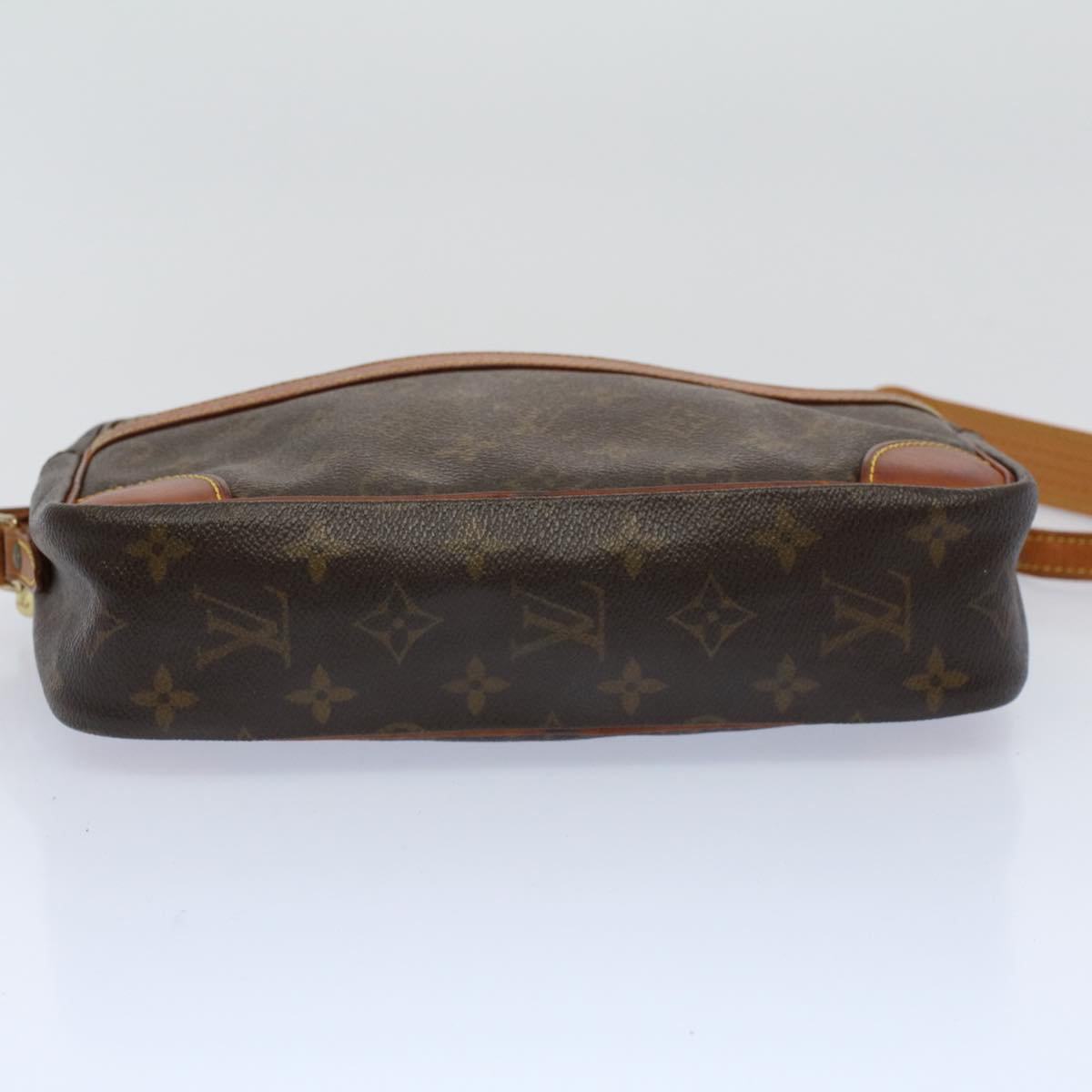 LO-LV bags 6487