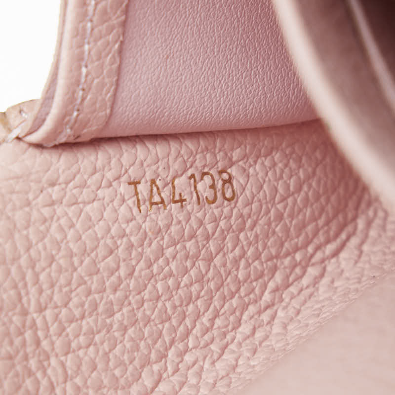LO-LV bags 1847