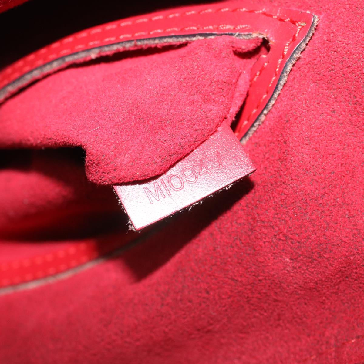 LO-LV bags 2371