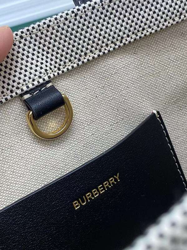 LO - B-BERRY BAGS - 013