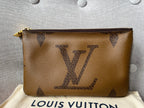 LO-LV bags 2151
