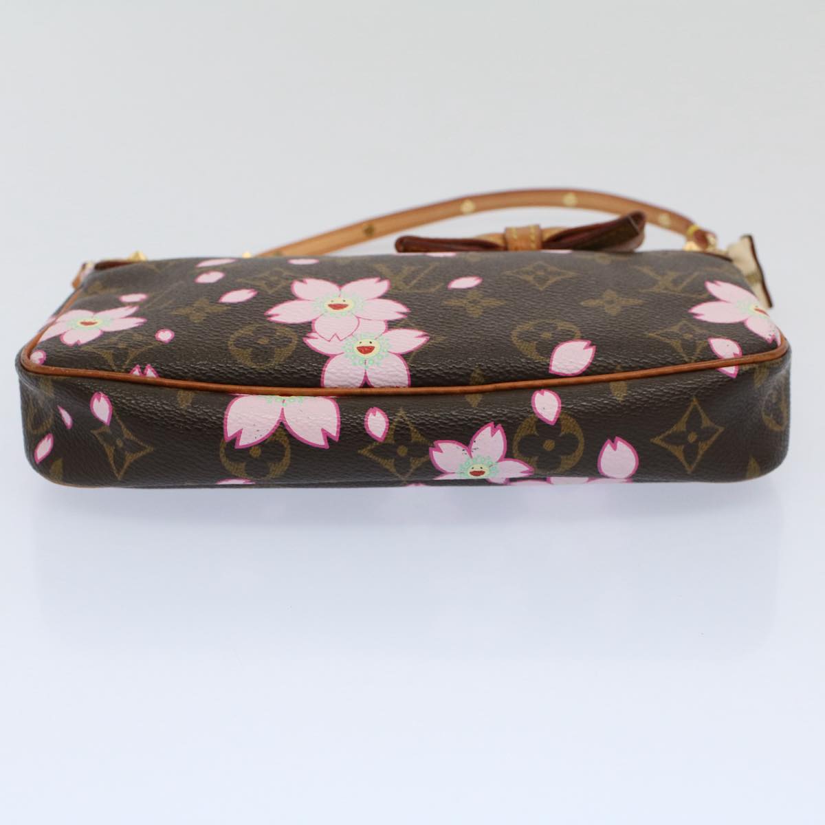 LO-LV bags 88