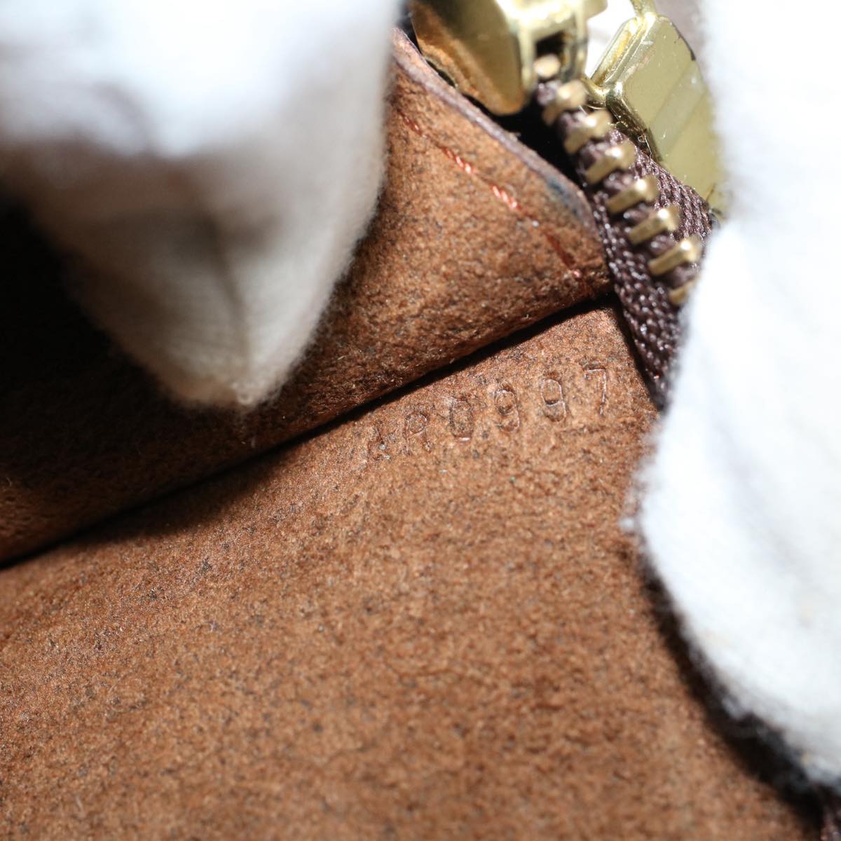 LO-LV bags 63