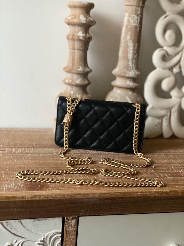 LO - CHL Bags - 2600