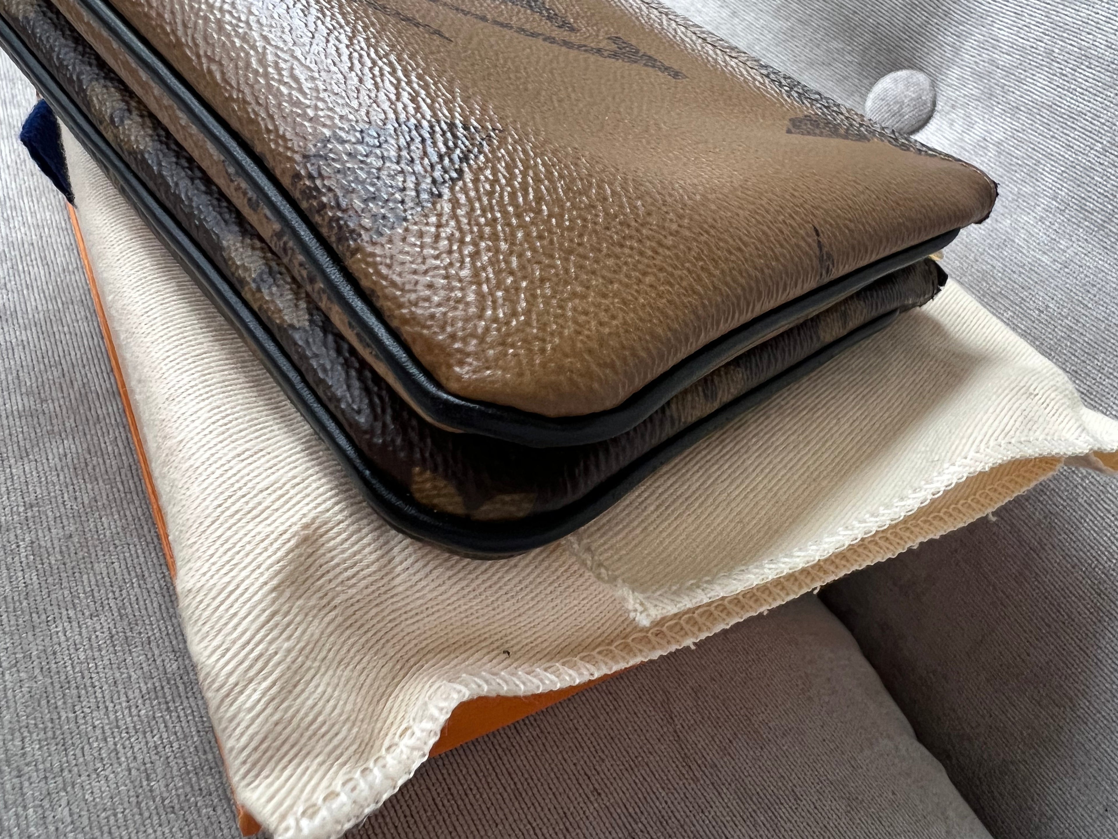 LO-LV bags 2151