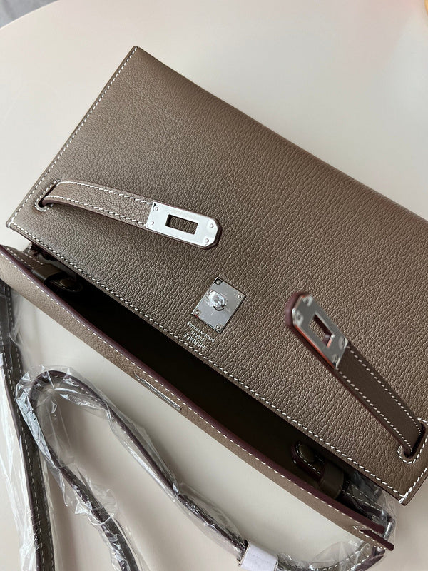 LO - HMS Luxury Bags - 830