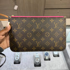 Neverfull Pochette