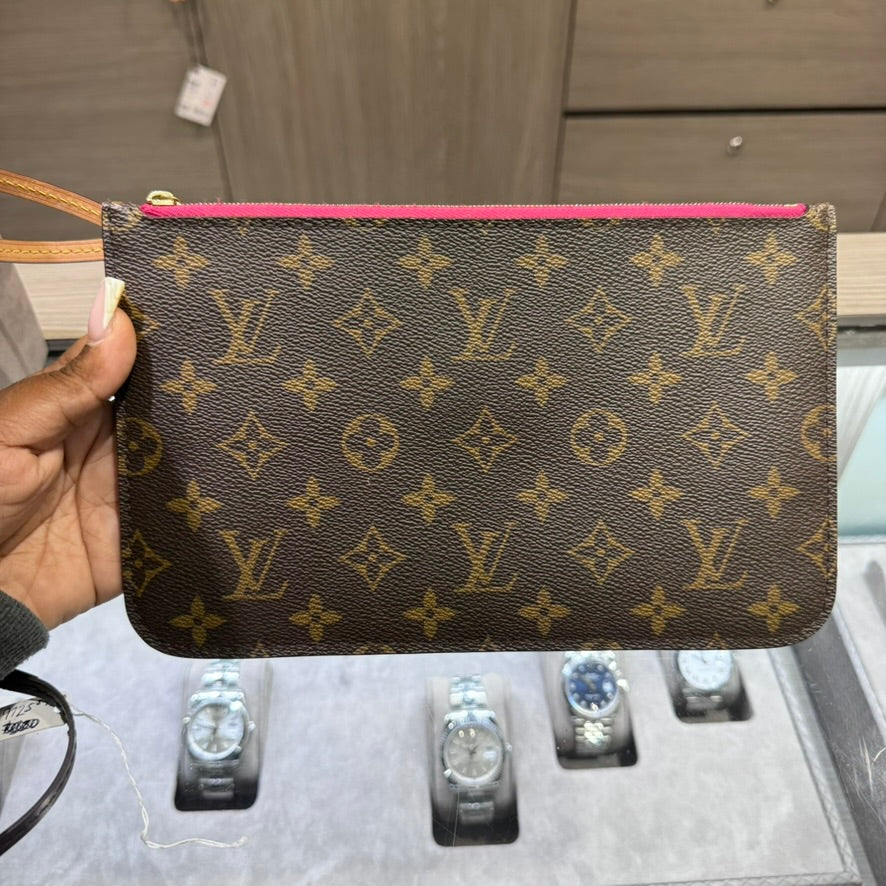 Neverfull Pochette