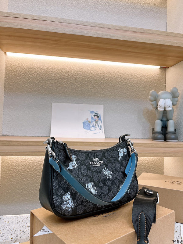 LO - CCH Bags - 202