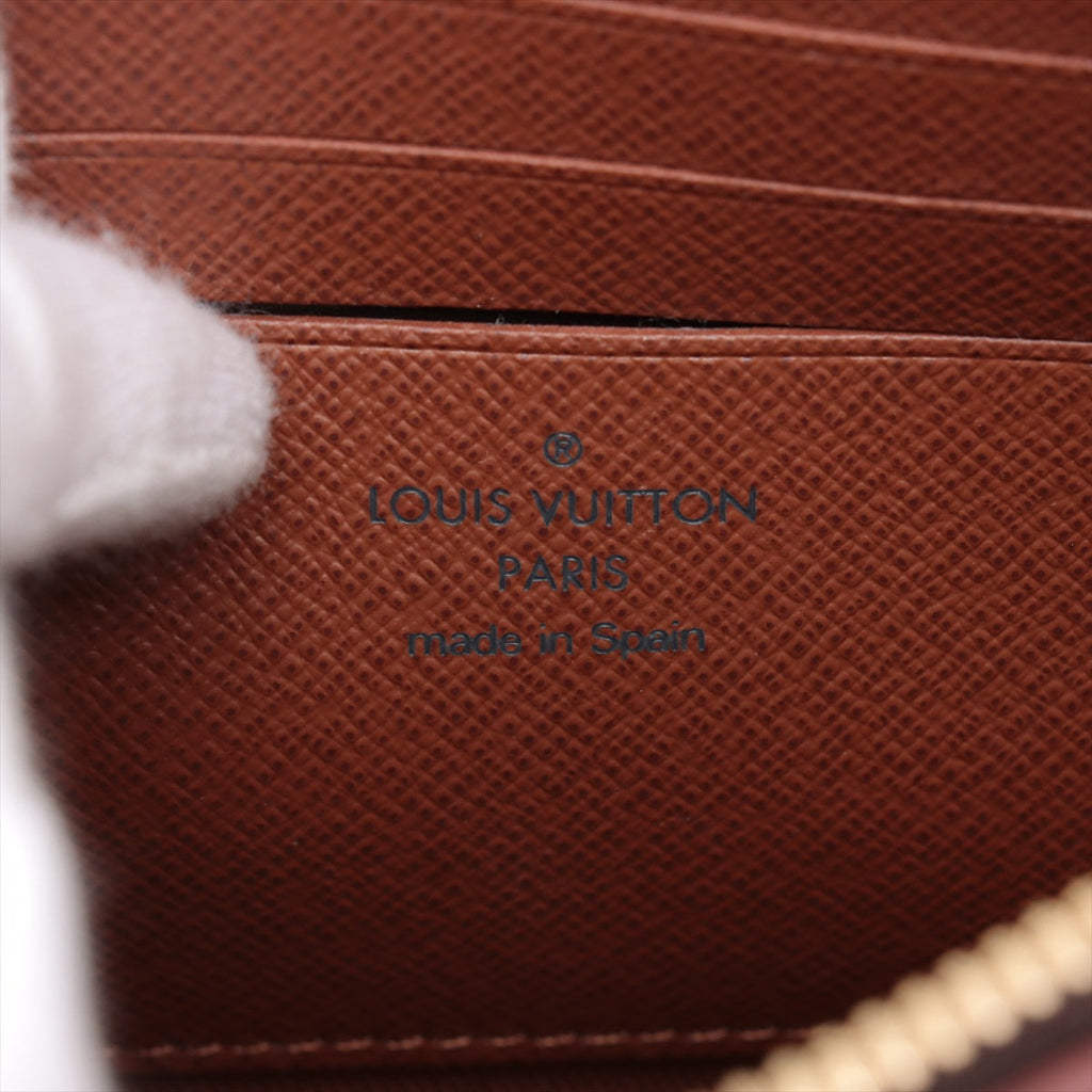 LO-LV bags 1637