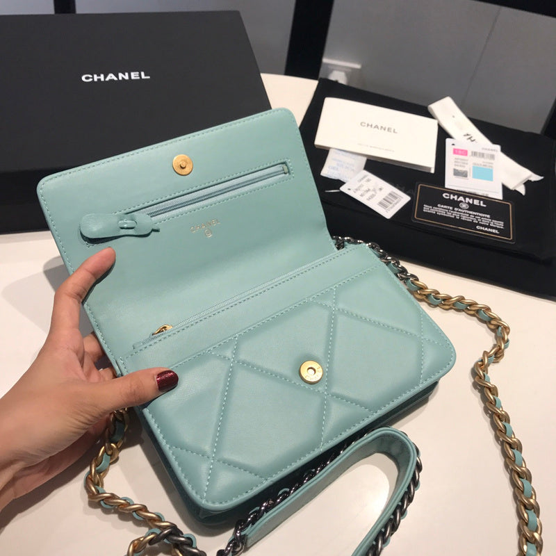 LO - CHL  BAGS FOR WOMEN - FASHION LUXURY BAGS - 947