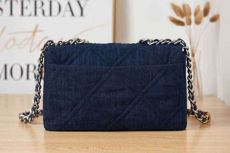 LO - CHL Bags - 2011