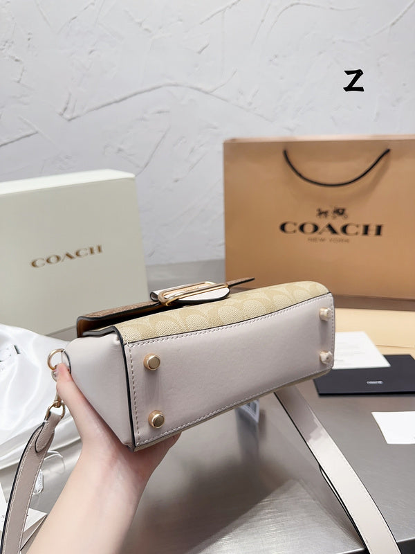 LO - CCH Bags - 080