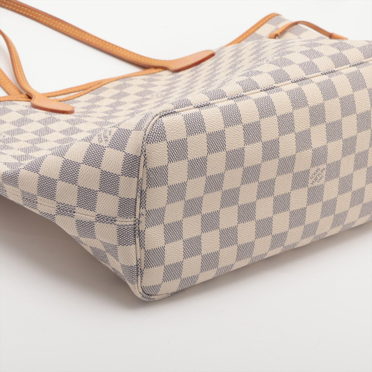 LO-LV bags 2006