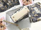 LO - DYOR   BAGS FOR WOMEN - FASHION LUXURY BAGS 202