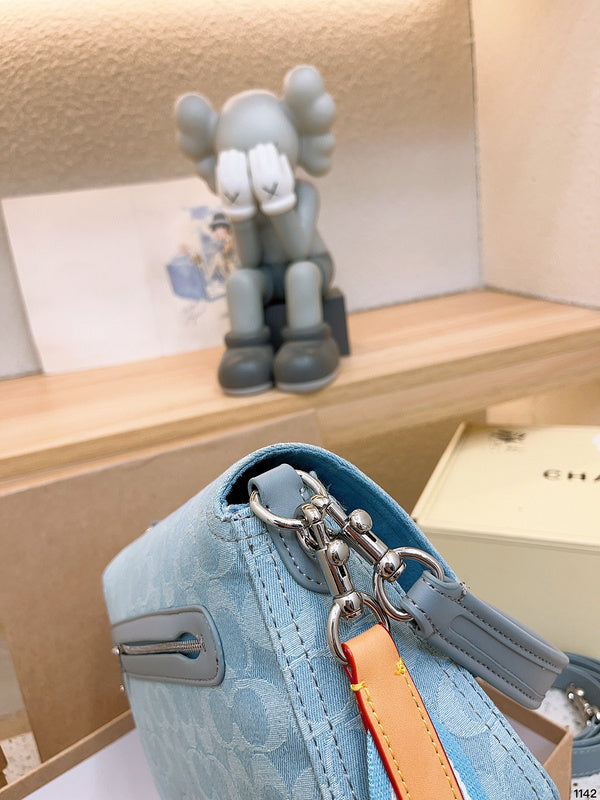 LO - CCH Bags - 030